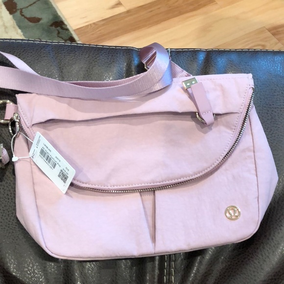🍋🍋🍋lululemon crossover Bag NWT - Picture 7 of 7